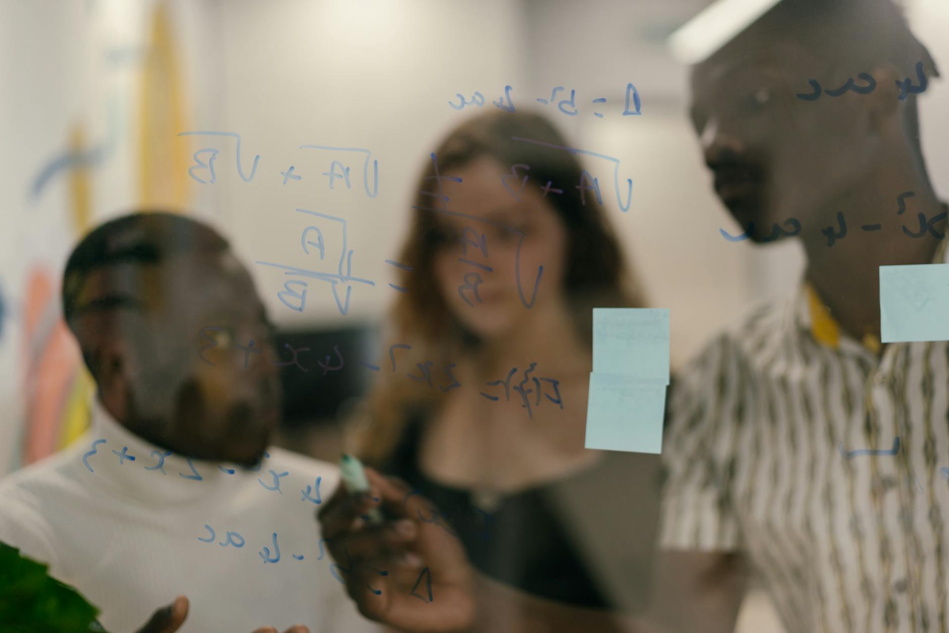 How AI Agents Reshape Knowledge Work: Autonomy, Efficiency, and Scope