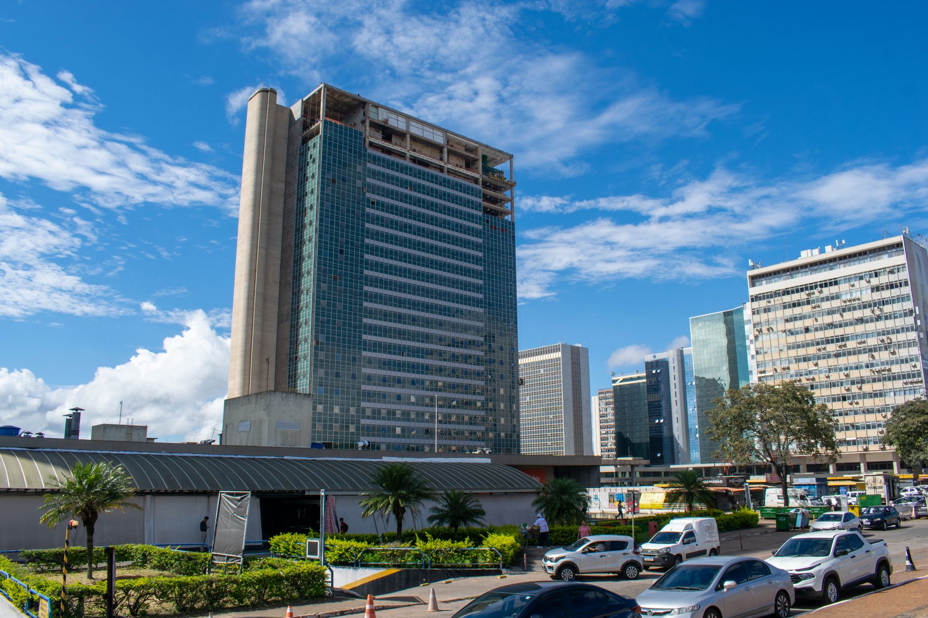 Ministério da Saúde começa a oferecer canetas emagrecedoras em hospitais federais via SUS