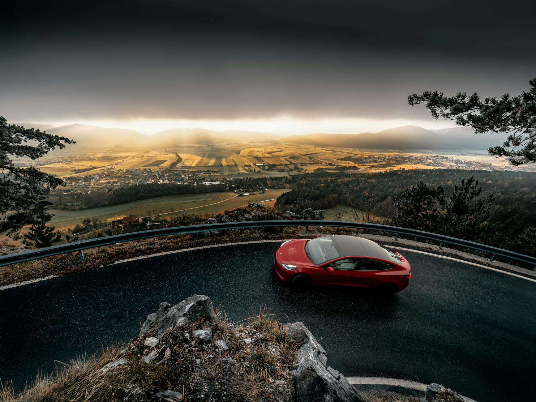 Tesla Solar Roof is on life support as it pivot to panels