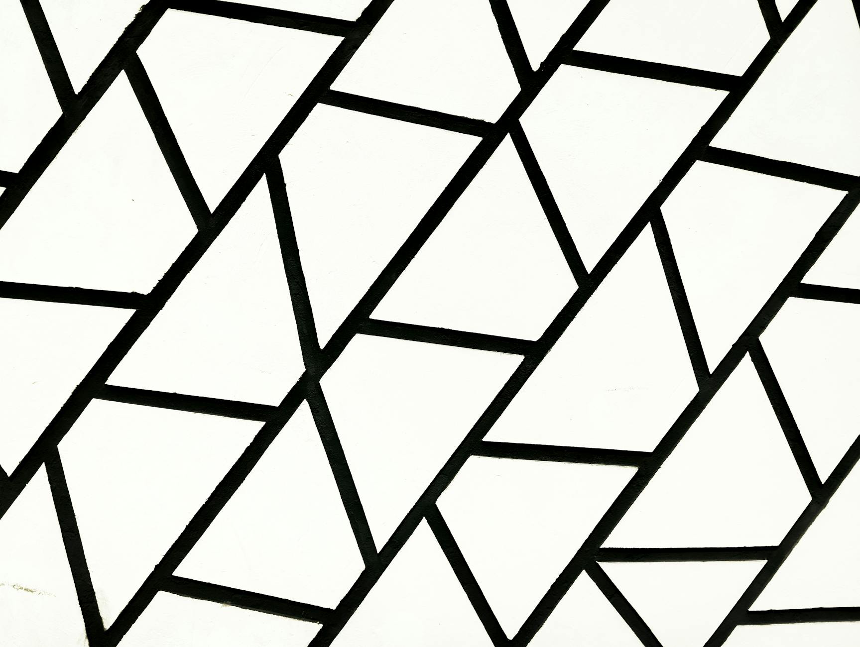 Toward Better Geometric Representations for Molecule Generative Models