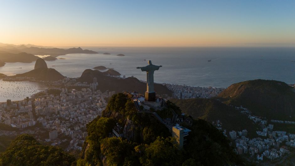 Gigante de R$ 20 bilhões lança nova geração de supermercados sem caixas no Brasil