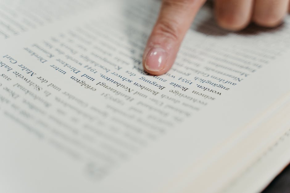 SpeechParaling-Bench: A Comprehensive Benchmark for Paralinguistic-Aware Speech Generation