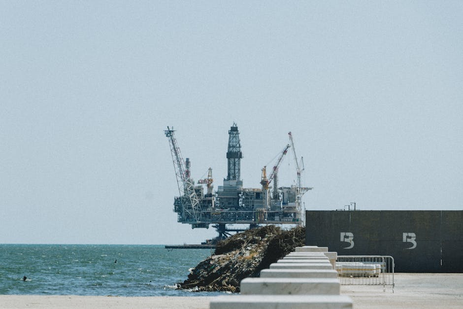Sem exploração de petróleo: França lança roteiro para acabar com combustíveis fósseis