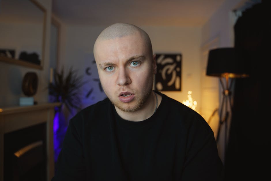 Alex Warren: o ex-influencer e dono do hit 'Ordinary' agora entra no audiovisual