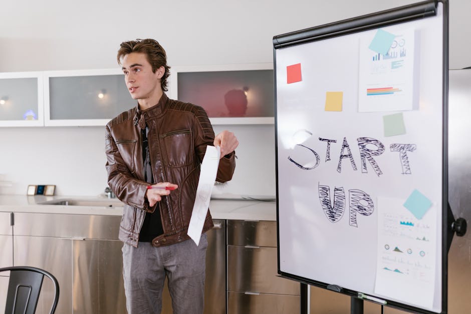 Esse CEO de 20 anos criou startup para salvar a Geração Z do 'apocalipse de vagas' causado pela IA
