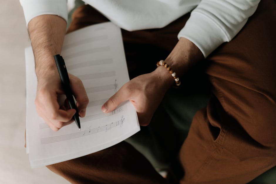 A Methodology for Selecting and Composing Runtime Architecture Patterns for Production LLM Agents