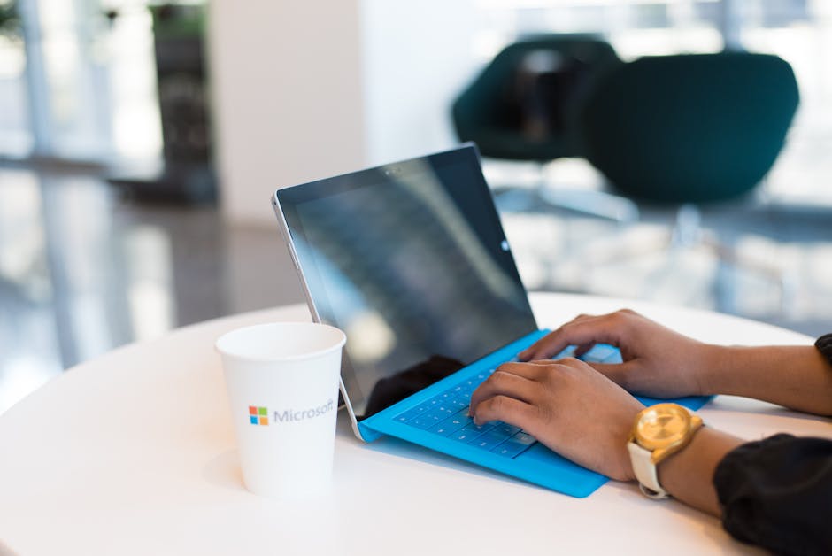 Microsoft e EY firmam parceria de US$ 1 bilhão em IA para clientes