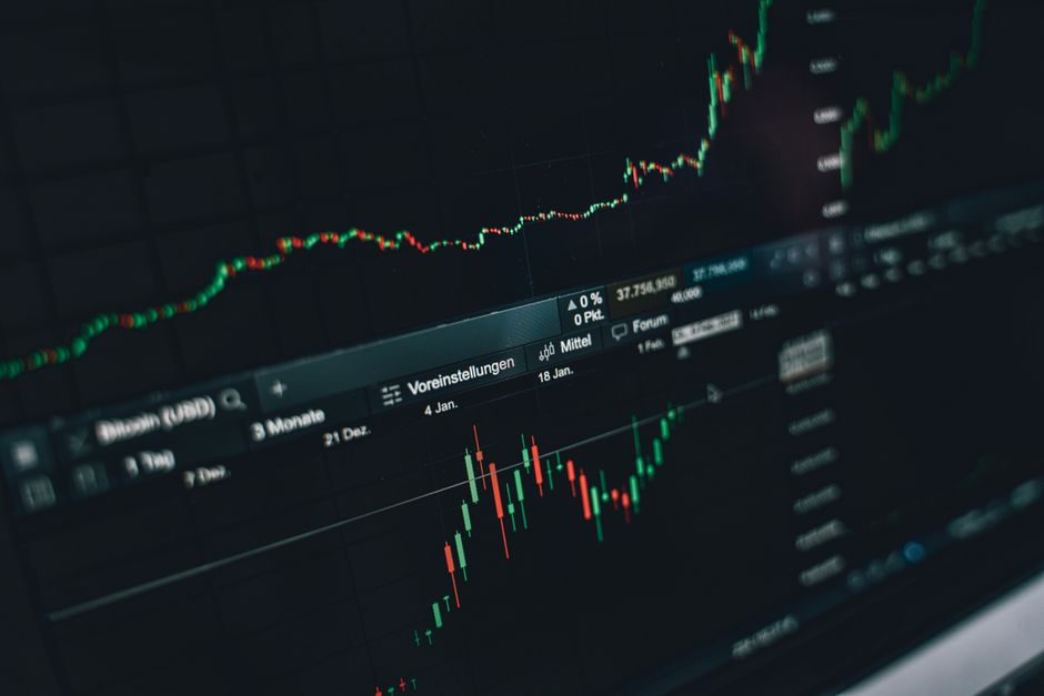 Real Time Big Data: Campos tem 45% e Lyra, 40%, no 1º turno no Pernambuco