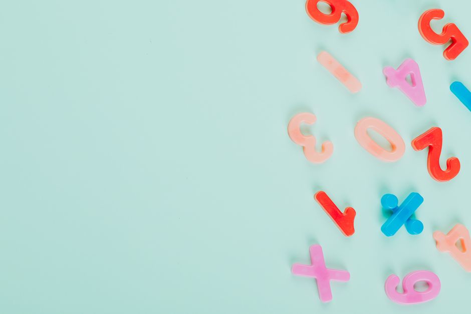 Além da matemática: 5 competências para quem pretende cursar a faculdade de economia em 2027