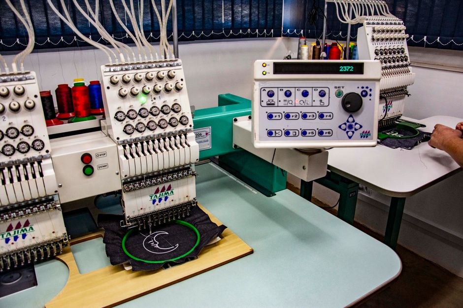 Primeira fábrica de equipamentos odontológicos do Brasil fatura R$ 600 milhões e agora quer o mundo