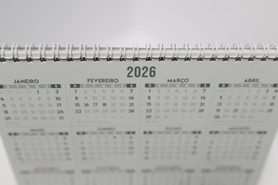 Assistente doméstico em 2026: Alexa+, Gemini e Siri AI — veja qual vale a pena