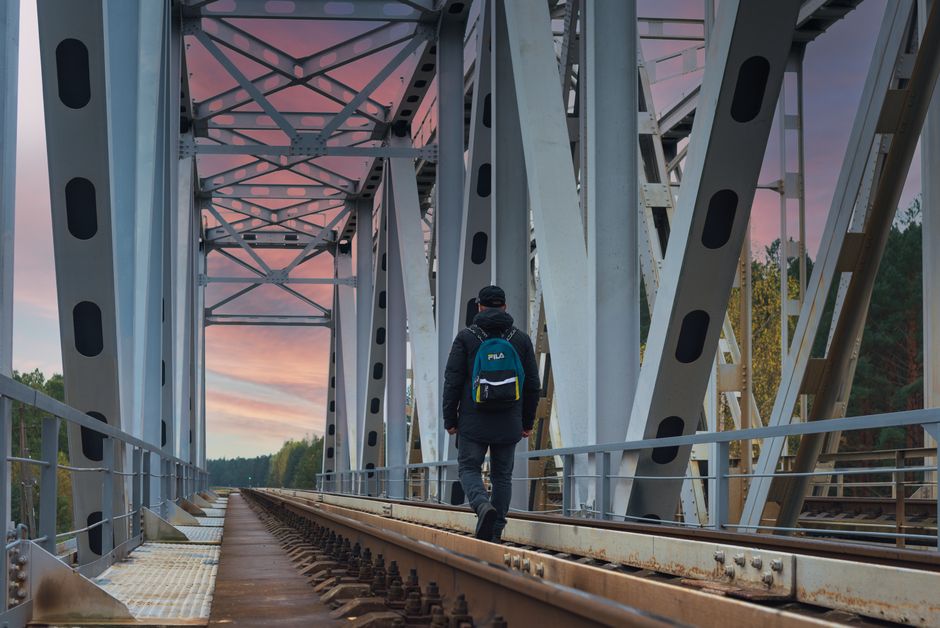 O negócio que transforma solo em decisão bilionária na infraestrutura brasileira