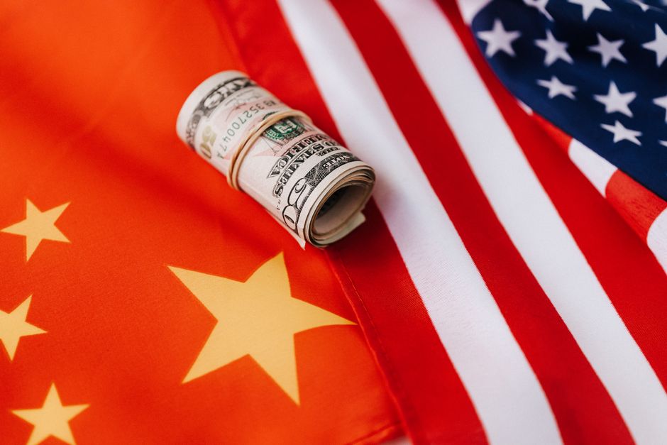 Avanço da IA da China reduz vantagem dos EUA em cibersegurança