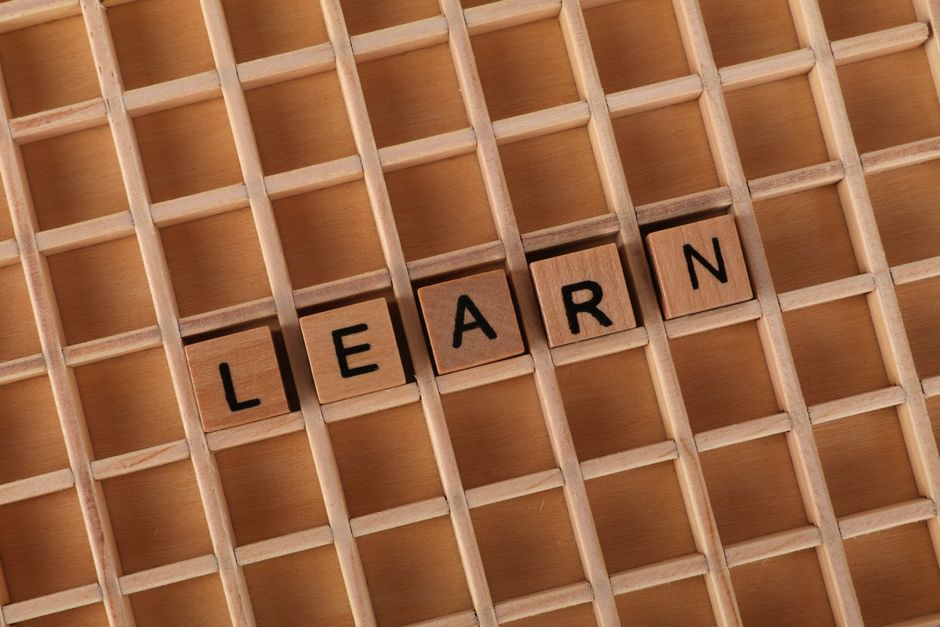 Freeform Preference Learning for Robotic Manipulation