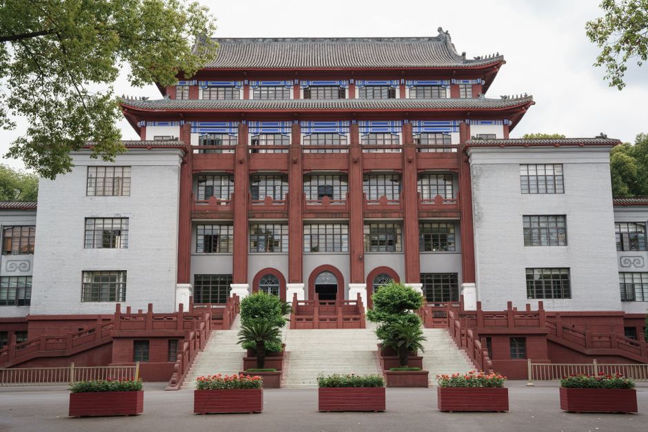 Comércio de serviços da China atinge 3 trilhões de yuans até maio