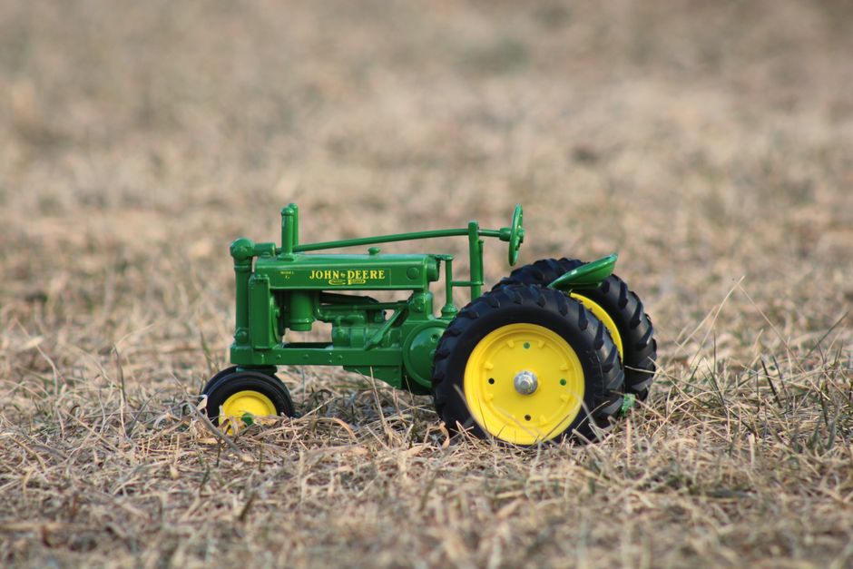 John Deere owners will get the right to repair equipment under FTC settlement