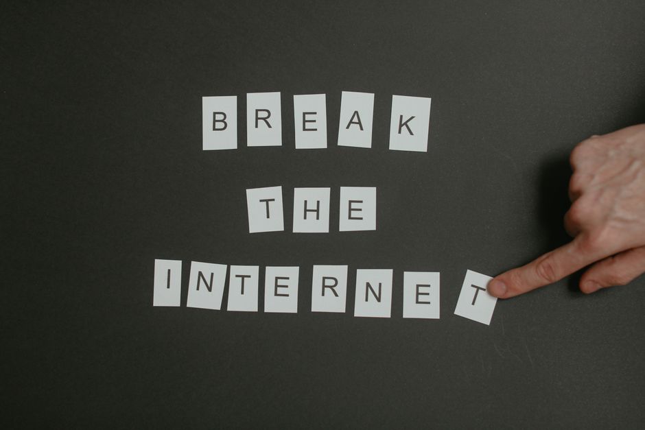 A internet entrou em guerra fria? Entenda a disputa por soberania digital