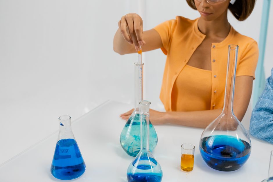 AutoRecLab: Describe the Experiment, Get the Code!