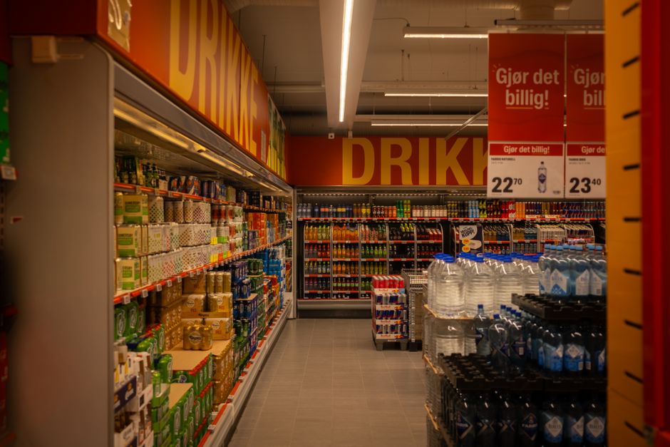 Supermarket Product Detection and Recognition: Utilizing Deep Learning with Rectified Imagery