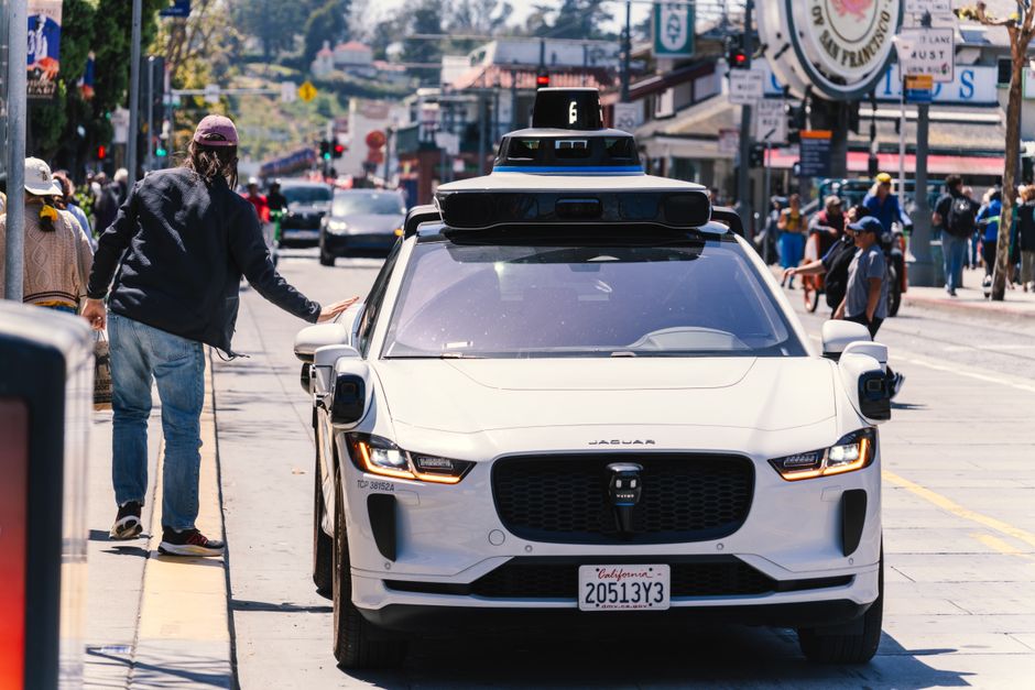 Hello Toronto – Waymo Is En Route