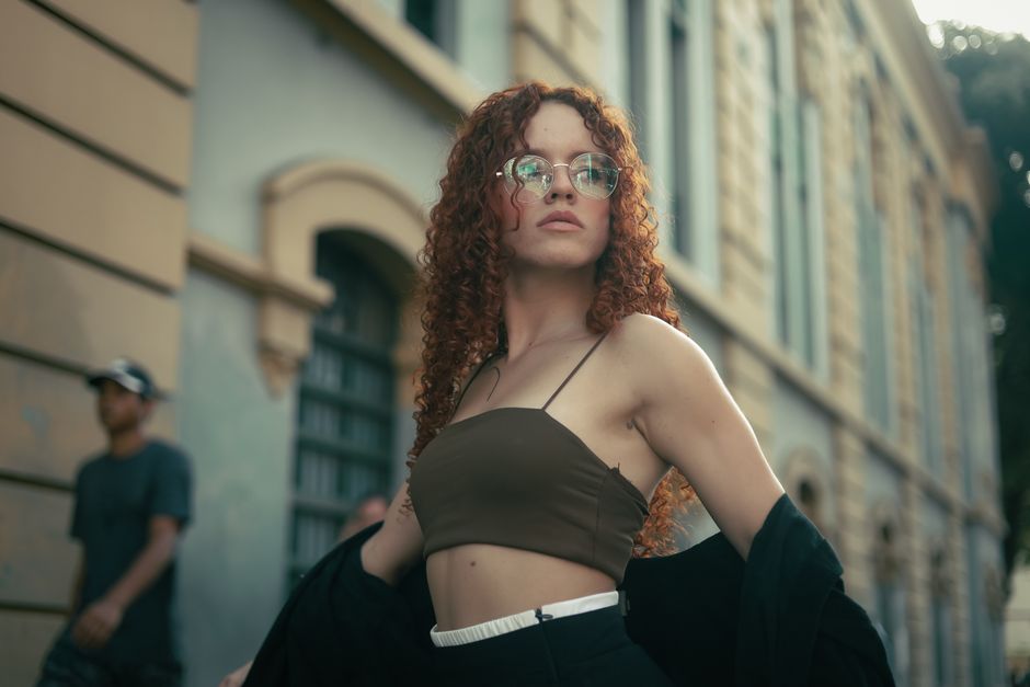 Modelos abertos de IA: os benefícios superam os riscos?